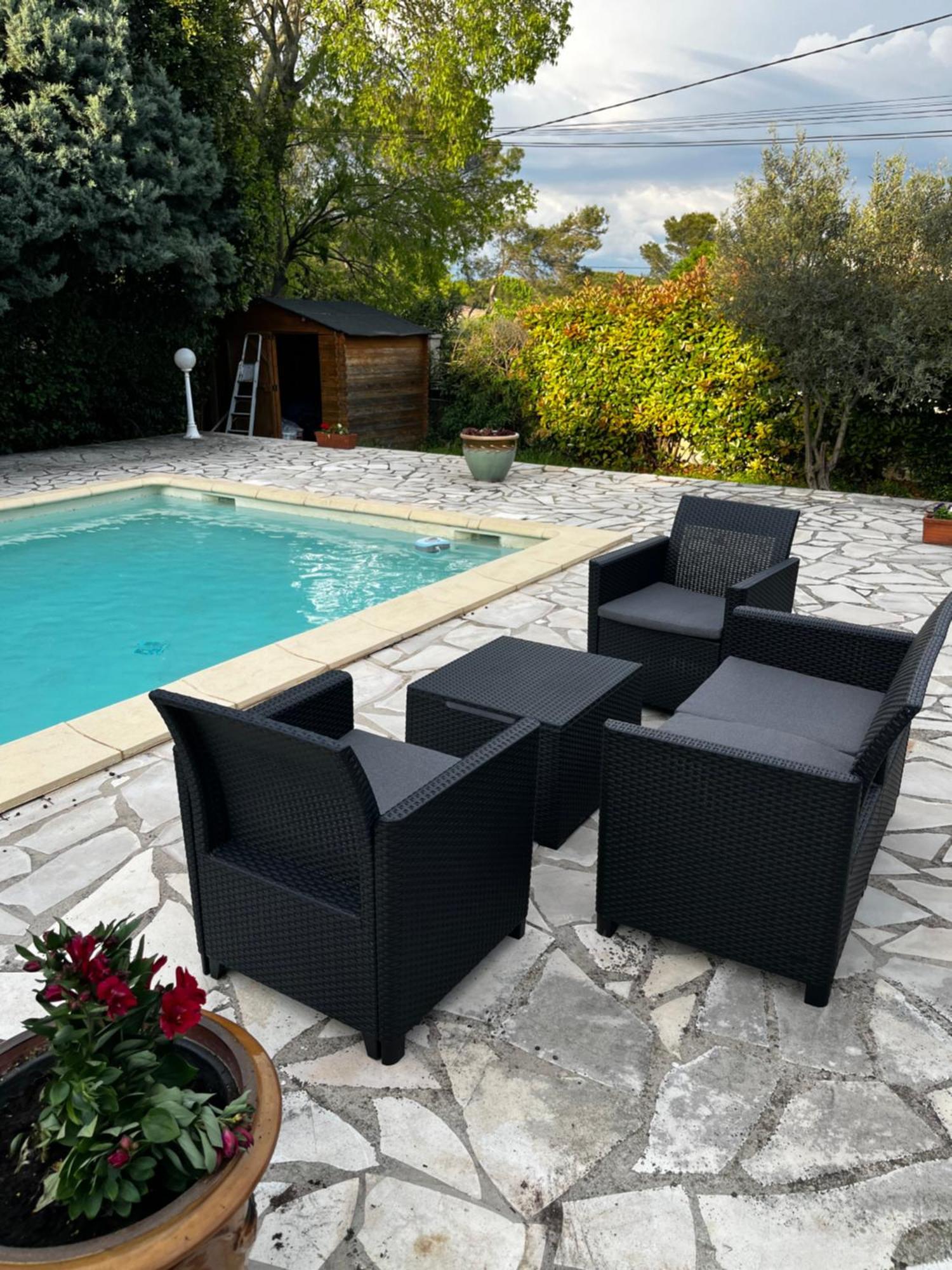 Studio Independant Calme Pas Loin Du Centre Nimes Luaran gambar